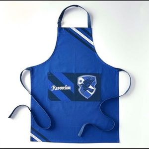 Williams Sonoma Harry Potter Ravenclaw Adult Apron